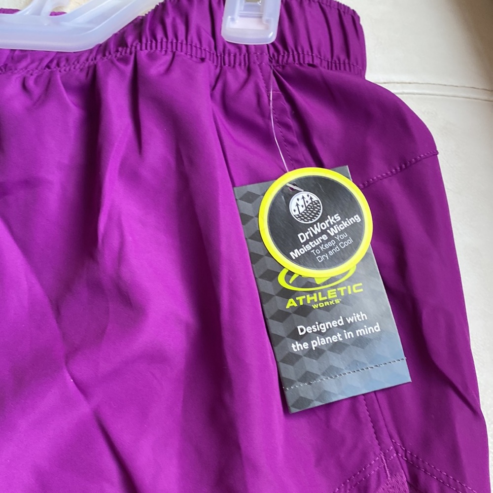 Athletic world size L brand new - Picture 2 of 4
